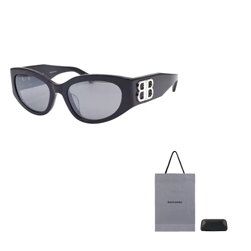 Солнцезащитные очки в оправе «кошачий глаз» Balenciaga, темный серый
Солнцезащитные очки в оправе «кошачий глаз» Balenciaga, темный серый