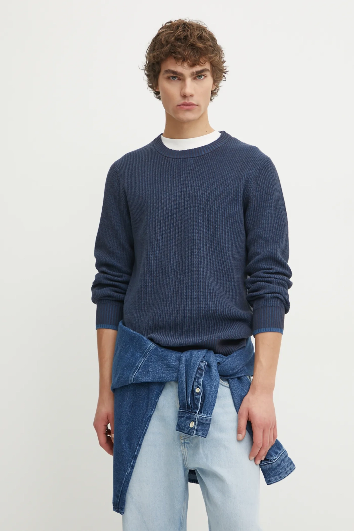 Свитер из смесовой шерсти Marc O'Polo, темно-синий
Свитер из смесовой шерсти Marc O'Polo, темно-синий