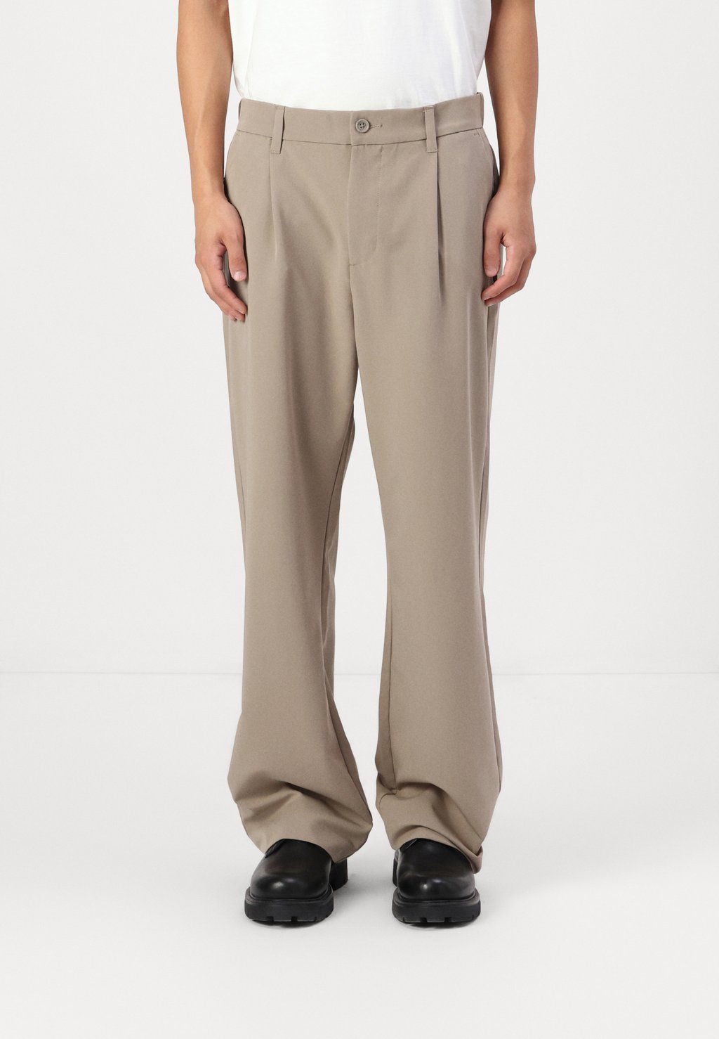Брюки ONSJEREMY LOOSE PANT Only & Sons, бежевый 
Брюки ONSJEREMY LOOSE PANT Only & Sons, бежевый