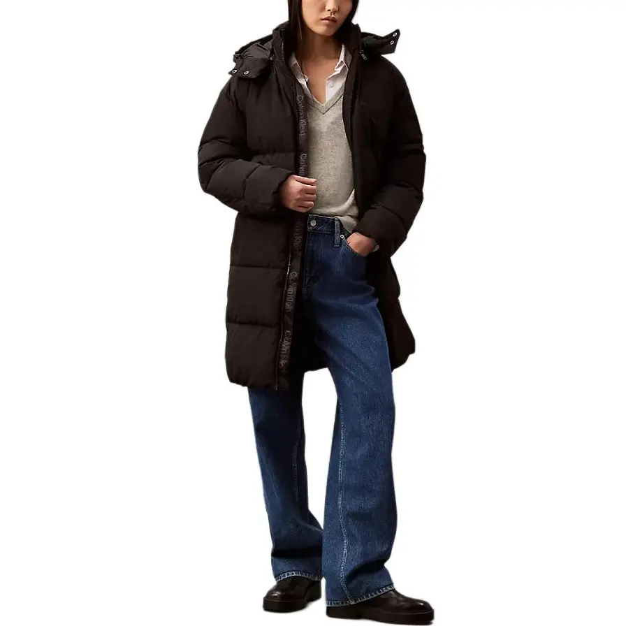 Пуховик CALVIN KLEIN женский черный
Пуховик CALVIN KLEIN женский черный