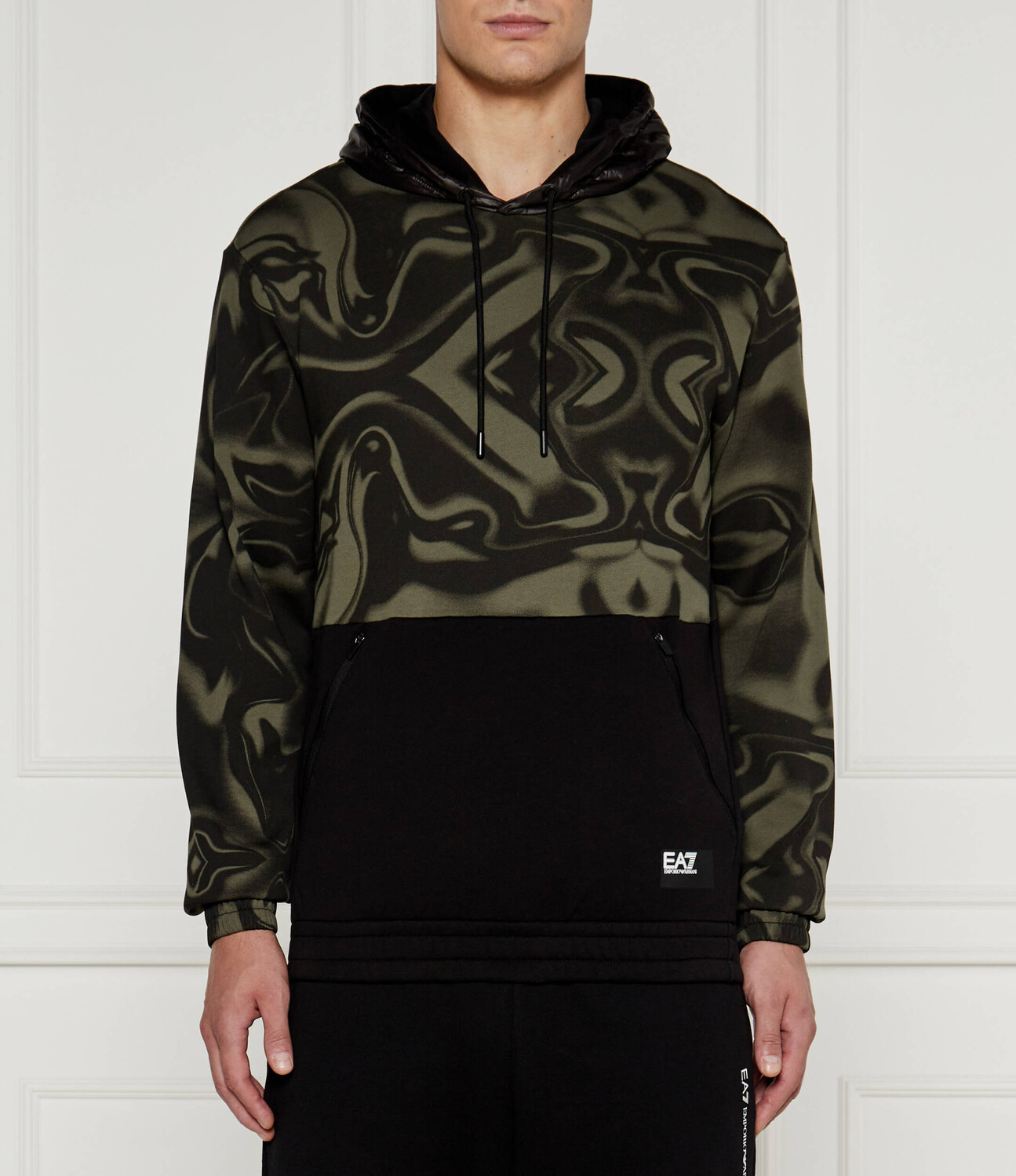 Толстовка EA7 Regular Fit, оливково-зеленый
Толстовка EA7 Regular Fit, оливково-зеленый