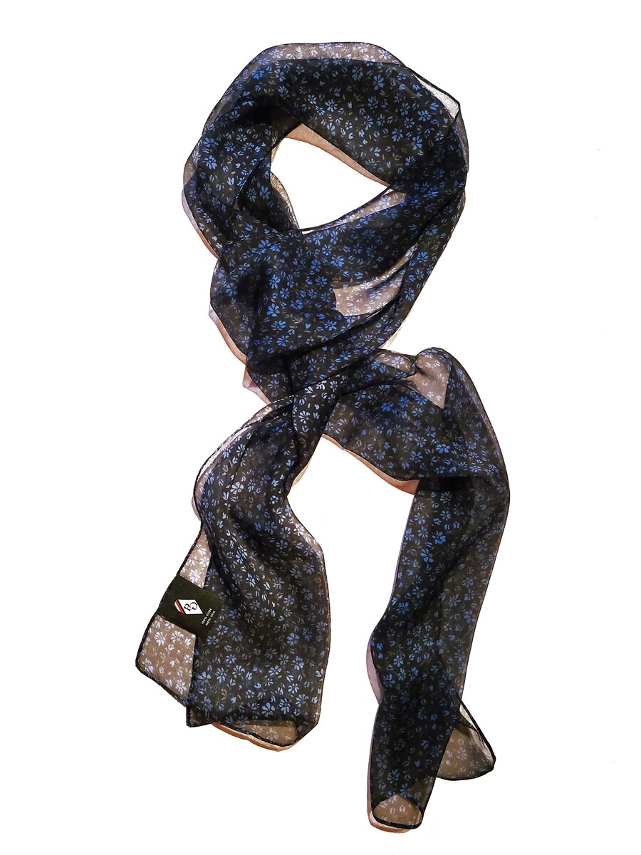 Шарф Posh Gear Sciallflore, черный
Шарф Posh Gear Sciallflore, черный