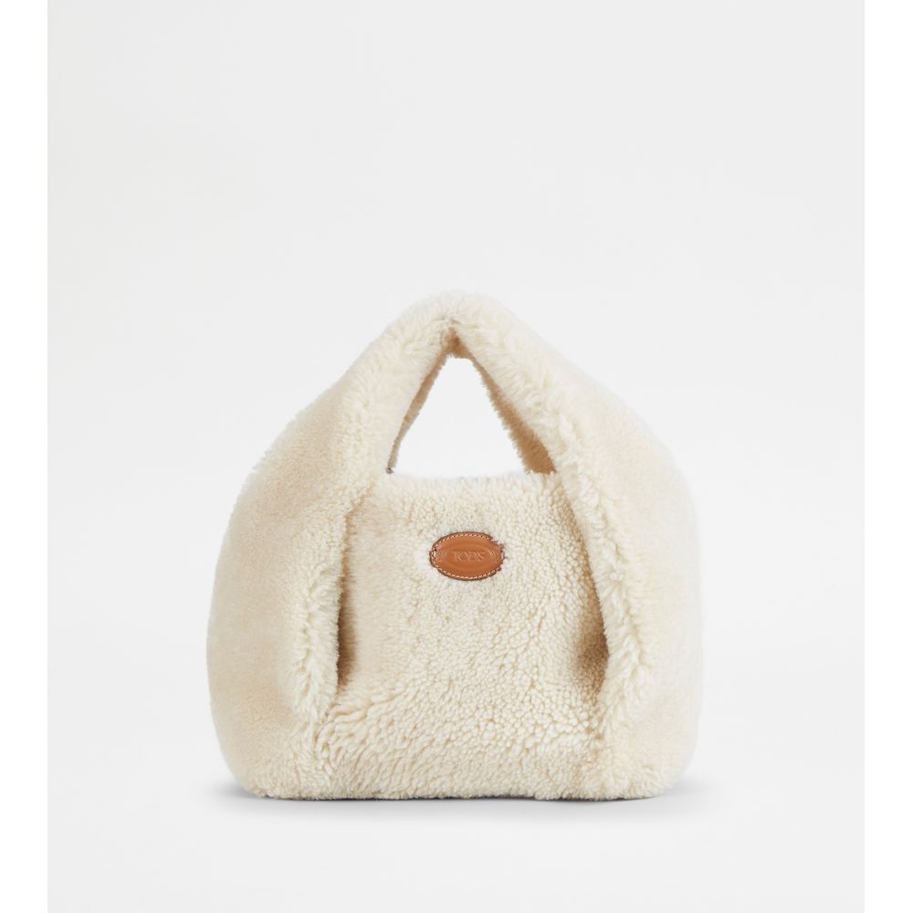 Сумка-шоппер Tod's Shirt из овчины Mini, белый
Сумка-шоппер Tod's Shirt из овчины Mini, белый