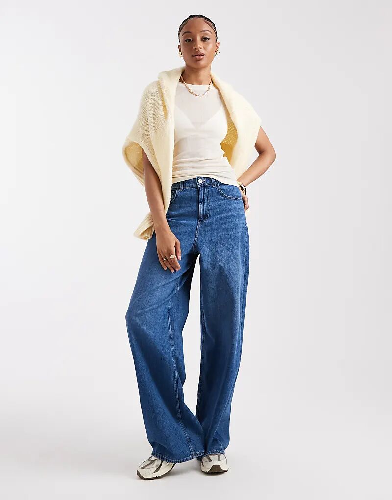 Свободные джинсы ONLY Tall Paulina с высокой талией из темно-синего денима
Свободные джинсы ONLY Tall Paulina с высокой талией из темно-синего денима