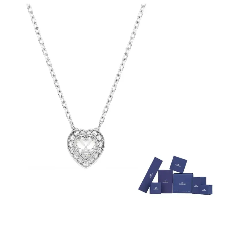 Треугольный кулон на шею Swarovski
Треугольный кулон на шею Swarovski