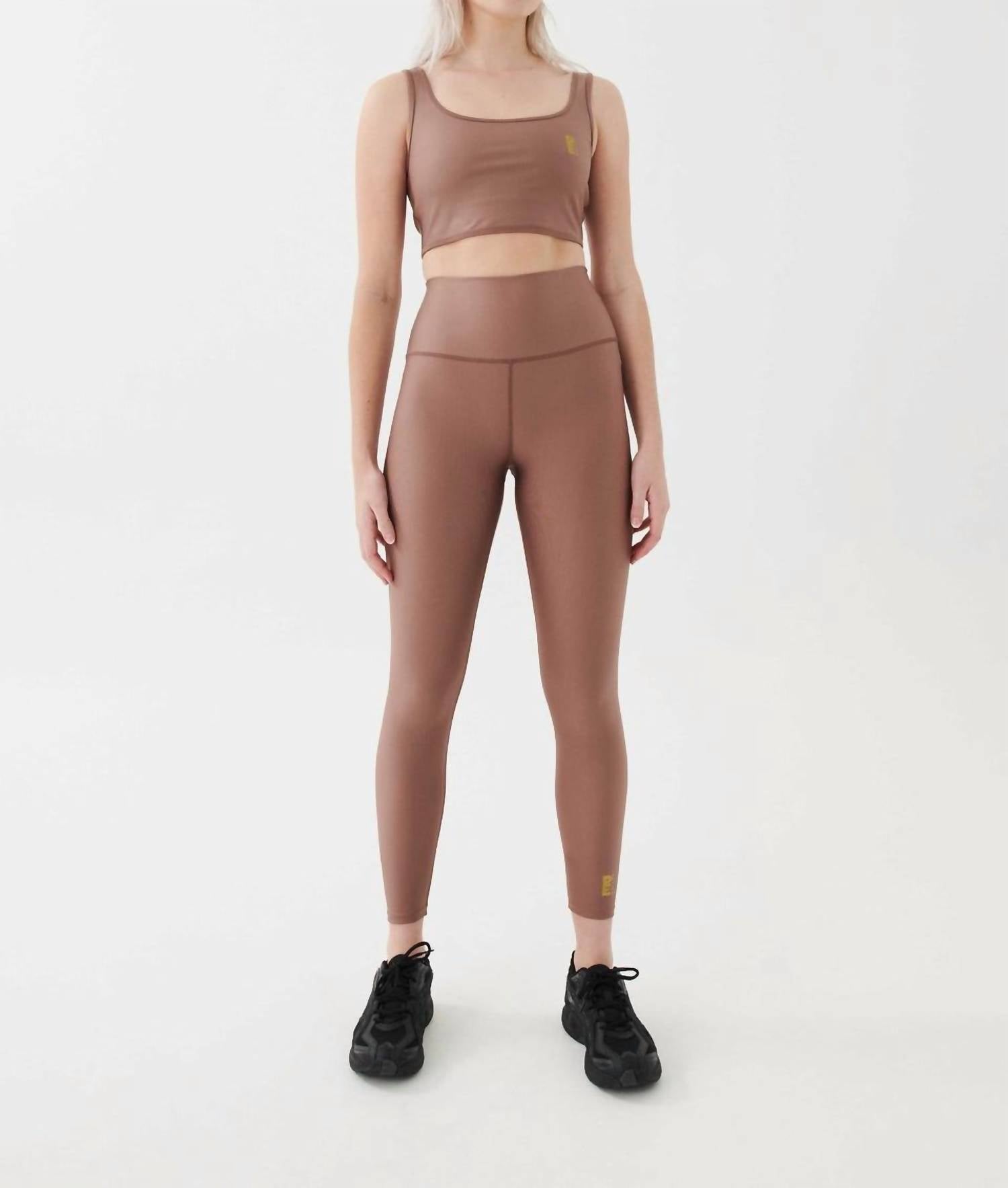 Все вокруг леггинсы в кафе P.E. NATION, цвет cafe
Все вокруг леггинсы в кафе P.E. NATION, цвет cafe