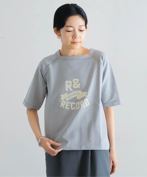 Футболка, крой оверсайз, бренд Blanc Bleu Minuit, цвет светло-серый
Футболка, крой оверсайз, бренд Blanc Bleu Minuit, цвет светло-серый