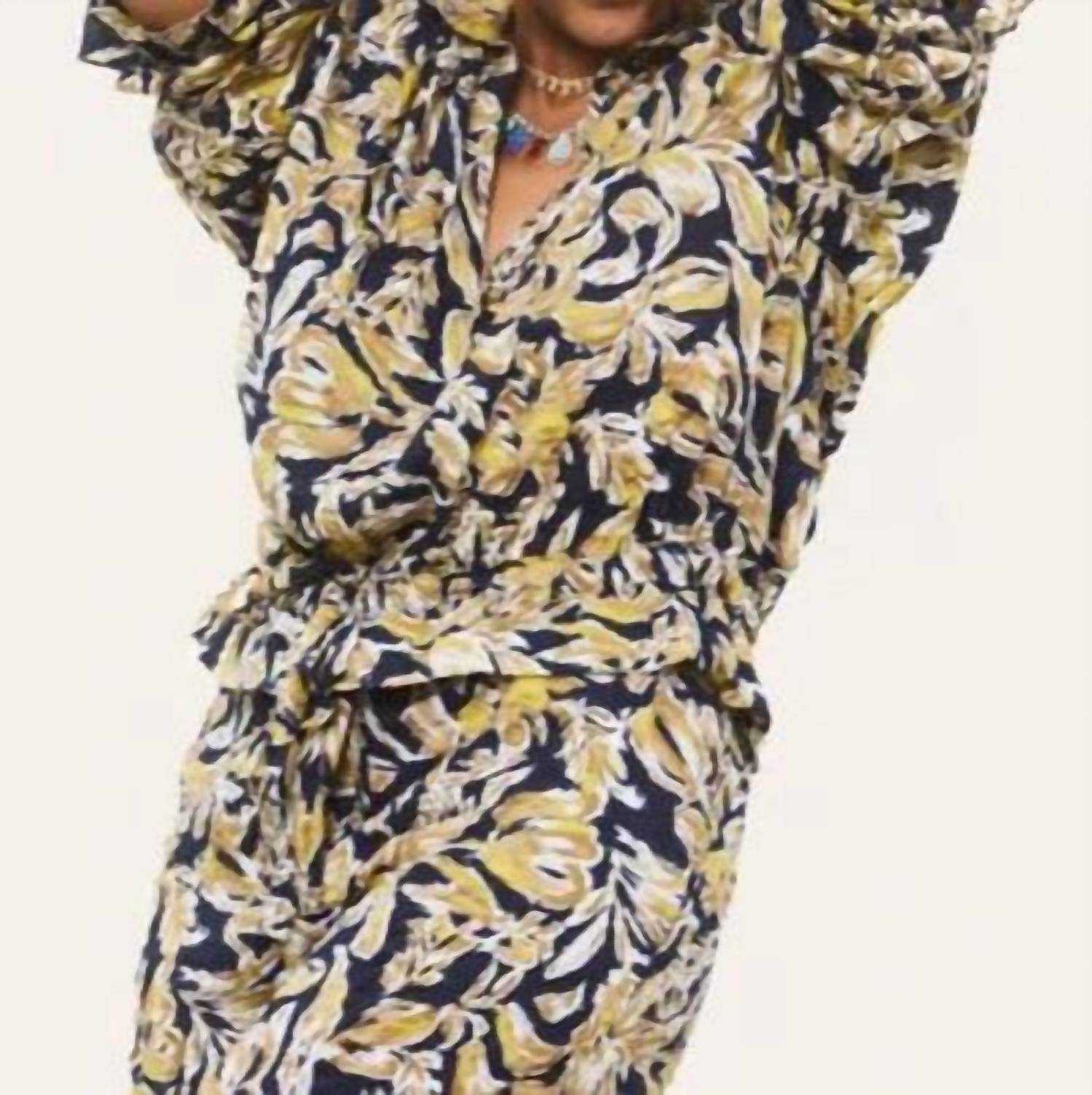 Рубиновый Тюльпан Топ В Чернилах A SHIRT THING
Рубиновый Тюльпан Топ В Чернилах A SHIRT THING