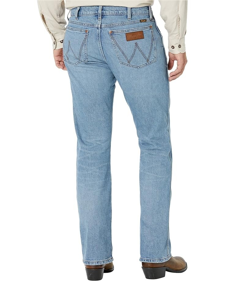 Джинсы Wrangler Green Jeans Retro Premium Slim Boot in Welleford, цвет Welleford
Джинсы Wrangler Green Jeans Retro Premium Slim Boot in Welleford, цвет Welleford