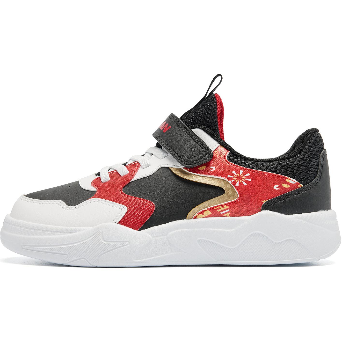 Нескользящие дышащие низкие детские кроссовки для скейтбординга для подростков QIAODAN, черный/белый
Нескользящие дышащие низкие детские кроссовки для скейтбординга для подростков QIAODAN, черный/белый