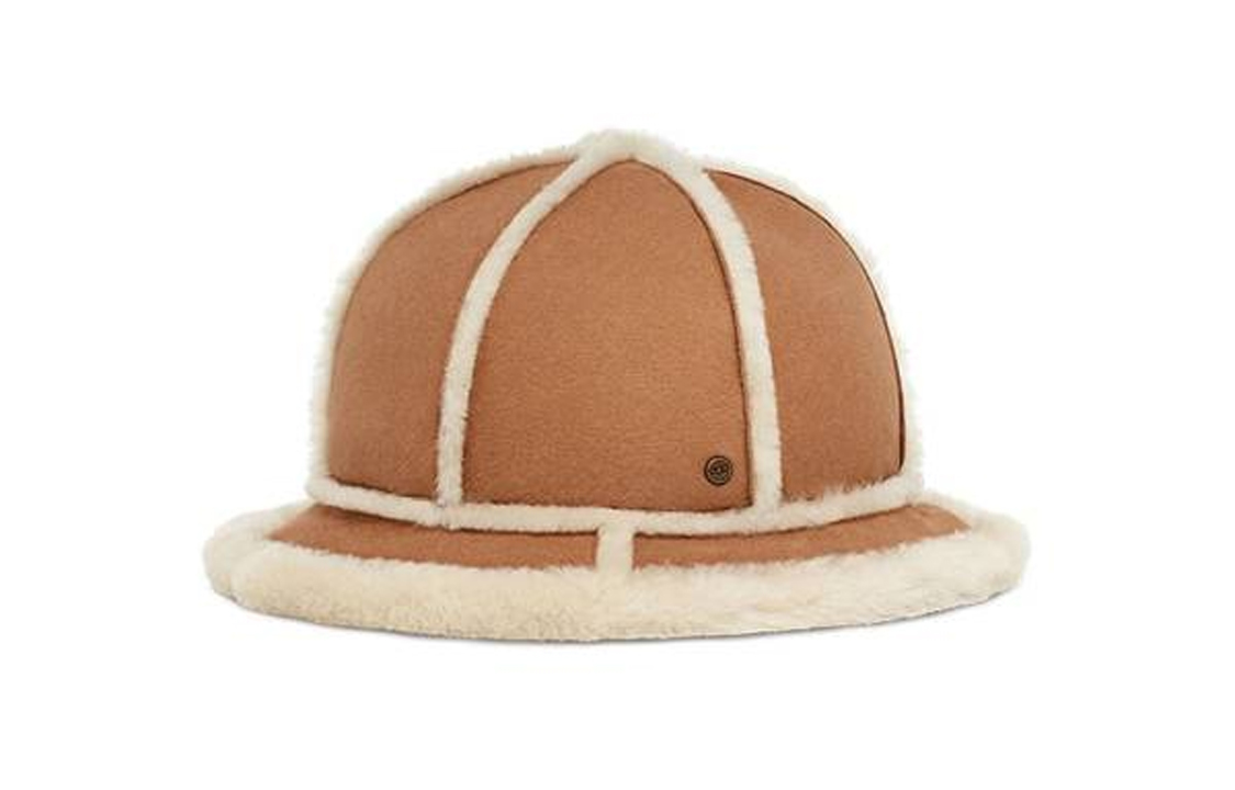 Женская шапка-бини UGG
Женская шапка-бини UGG