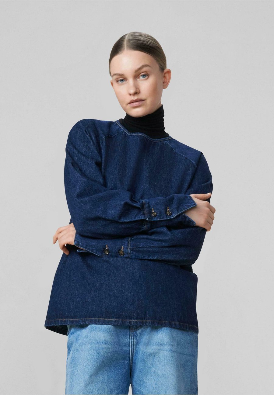 Блуза LOIS Jeans LUCA TOP NOAD, Dark Blue/Blue
Блуза LOIS Jeans LUCA TOP NOAD, Dark Blue/Blue