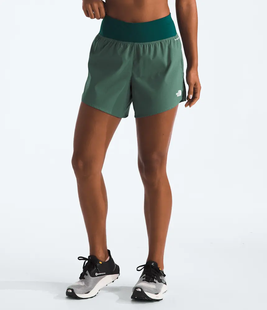 Женские шорты LIGHTRANGE Sunriser 5 дюймов The North Face, Duck Green/Deep Nori
Женские шорты LIGHTRANGE Sunriser 5 дюймов The North Face, Duck Green/Deep Nori