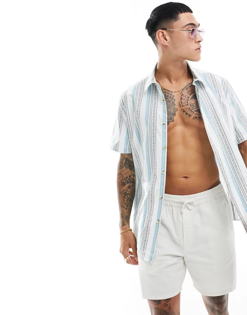 Свободная рубашка в ацтекскую полоску ASOS
Свободная рубашка в ацтекскую полоску ASOS