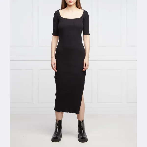 Платье Нирал Hugo, черный
Платье Нирал Hugo, черный