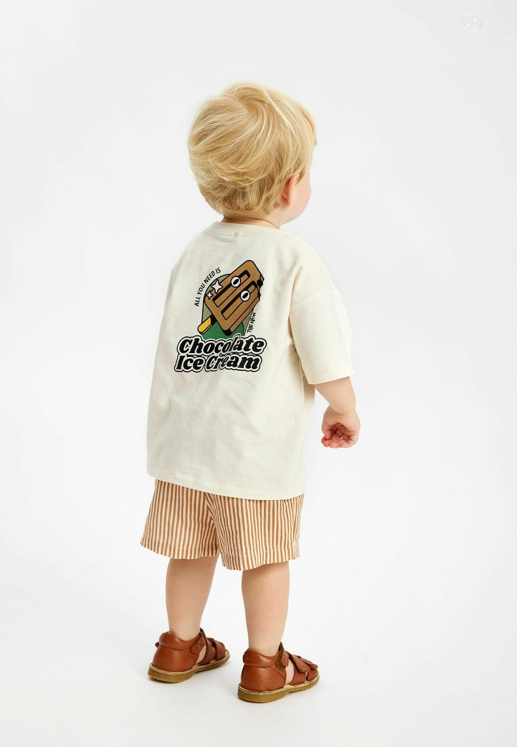 Футболка с принтом The New Siblings, белый
Футболка с принтом The New Siblings, белый