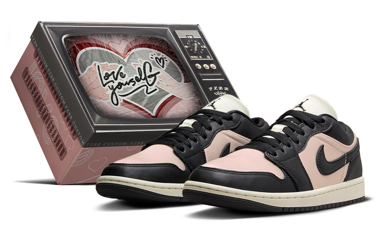 Баскетбольные кроссовки Air 1 Vintage женские с низким верхом, черный/розовый Jordan
Баскетбольные кроссовки Air 1 Vintage женские с низким верхом, черный/розовый Jordan