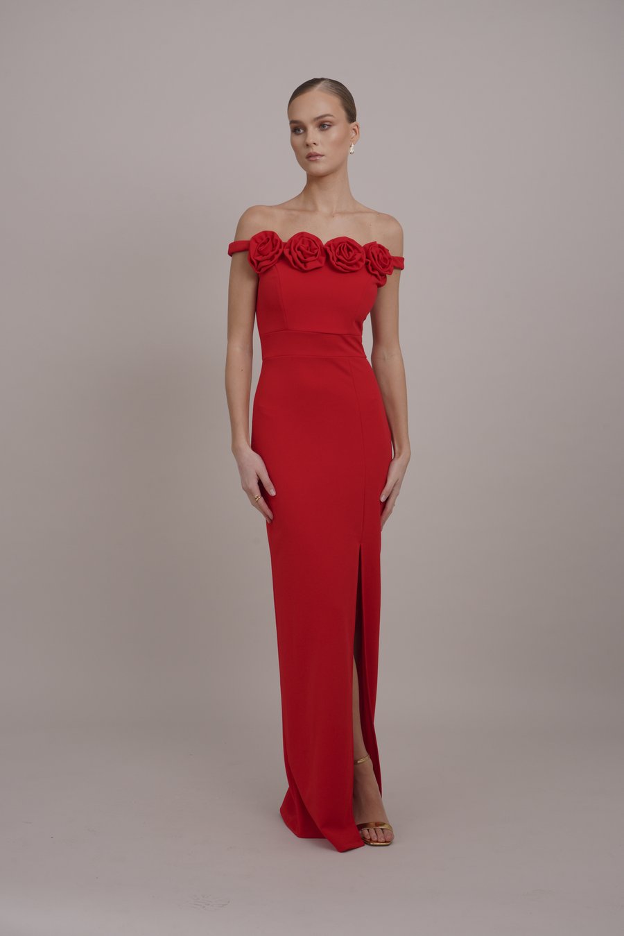 Платье WAL G. ALLY FLOWER MAXI, Red
Платье WAL G. ALLY FLOWER MAXI, Red