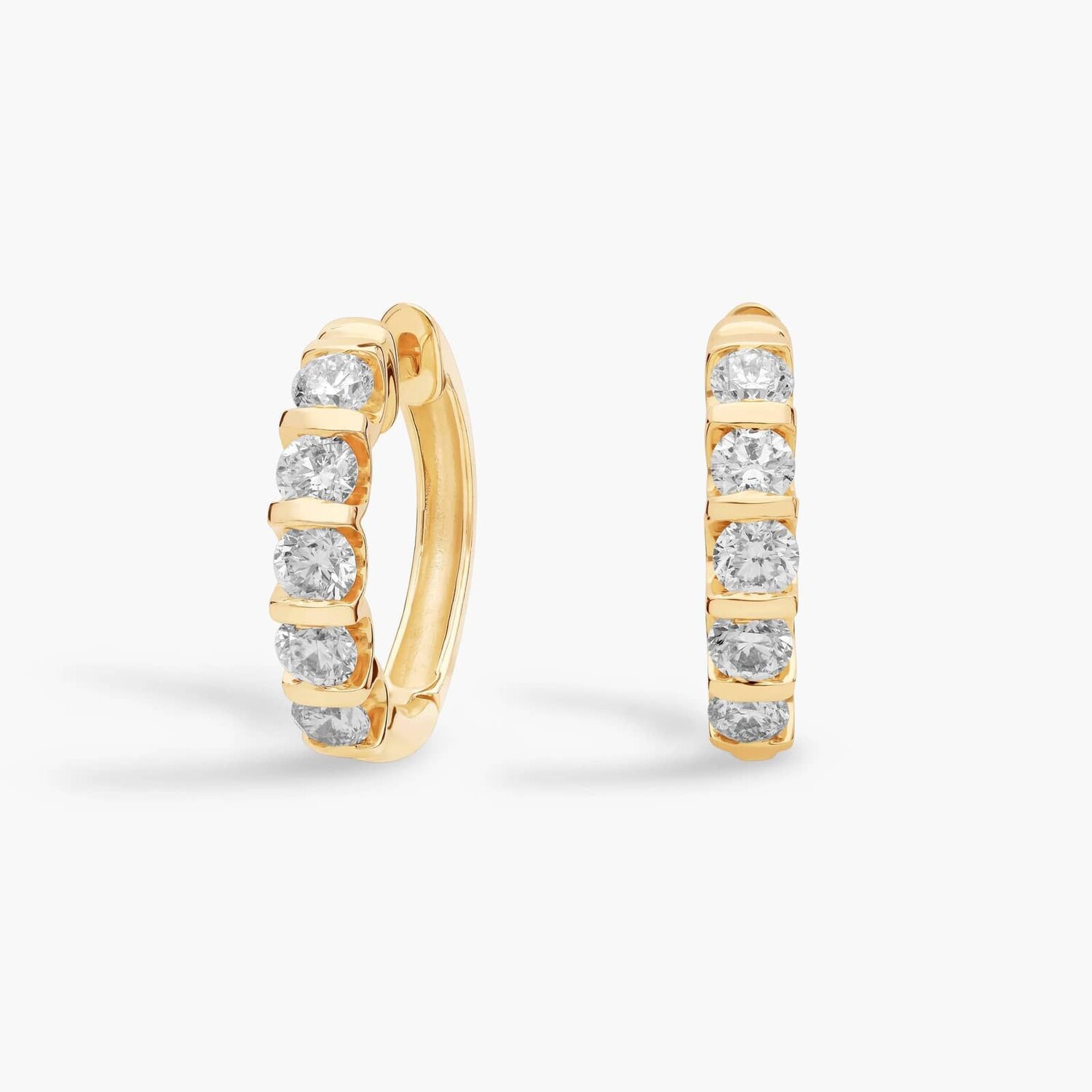 Серьги-кольца с бриллиантами из желтого золота 14 карат (2 карата) Blue Nile
Серьги-кольца с бриллиантами из желтого золота 14 карат (2 карата) Blue Nile