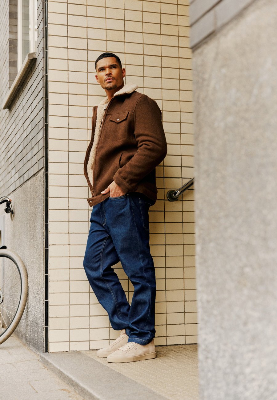 Кроссовки Blackstone SNEAKER LOW, Sesame/Beige
Кроссовки Blackstone SNEAKER LOW, Sesame/Beige