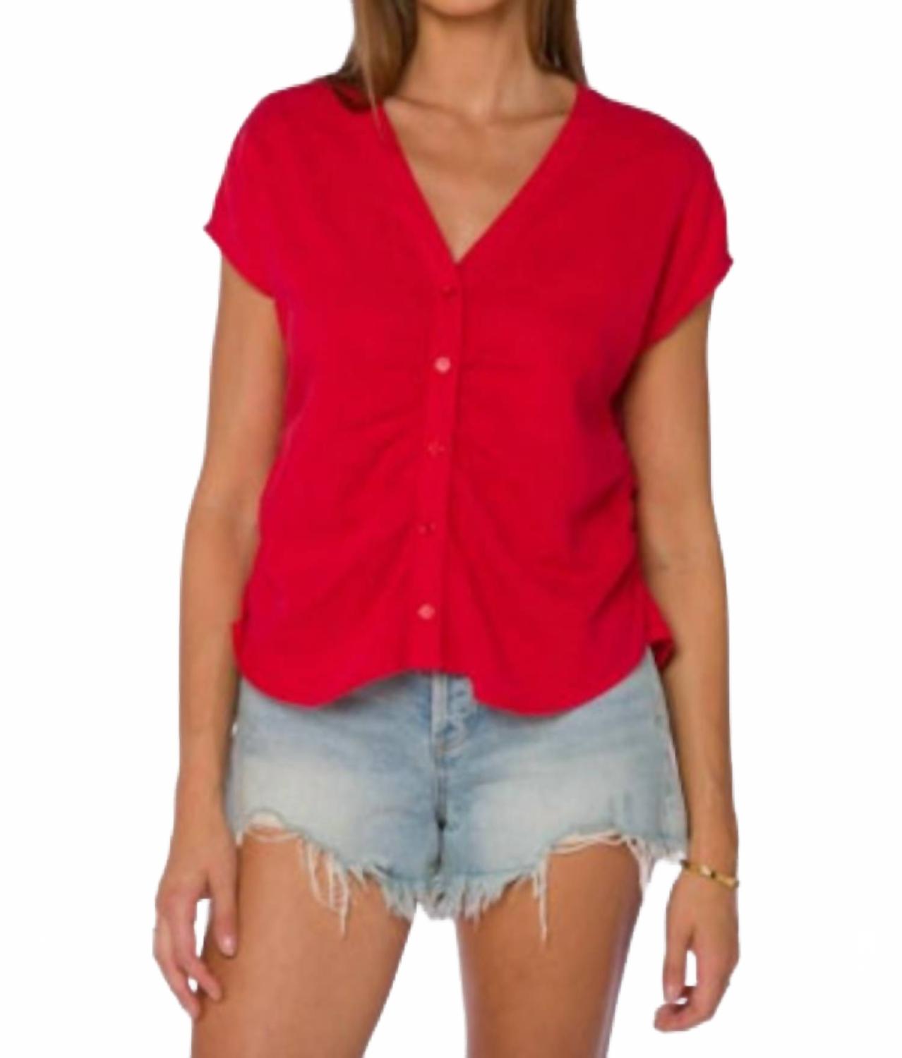 Женский льняной топ Alena с короткими рукавами, красный цвет Velvet Heart
Женский льняной топ Alena с короткими рукавами, красный цвет Velvet Heart
