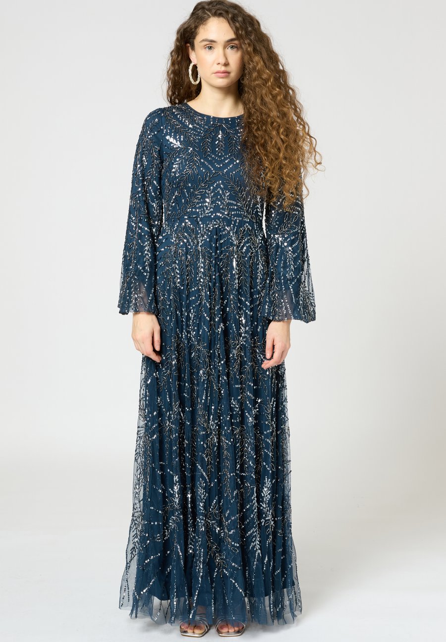 Платье Maryisa EMBELLISHED SEQUINS, Navy/Dark Blue
Платье Maryisa EMBELLISHED SEQUINS, Navy/Dark Blue