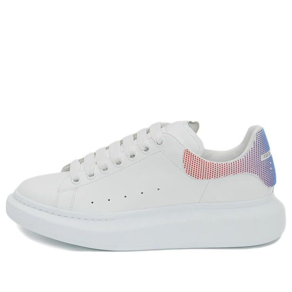 Кроссовки thick-soled low-top sneakers 'white pink purple' Alexander Mcqueen, белый
Кроссовки thick-soled low-top sneakers 'white pink purple' Alexander Mcqueen, белый