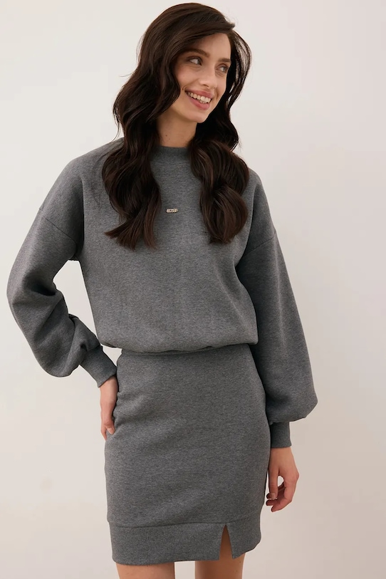 Платье CAGLIARI Bizuu, серый
Платье CAGLIARI Bizuu, серый