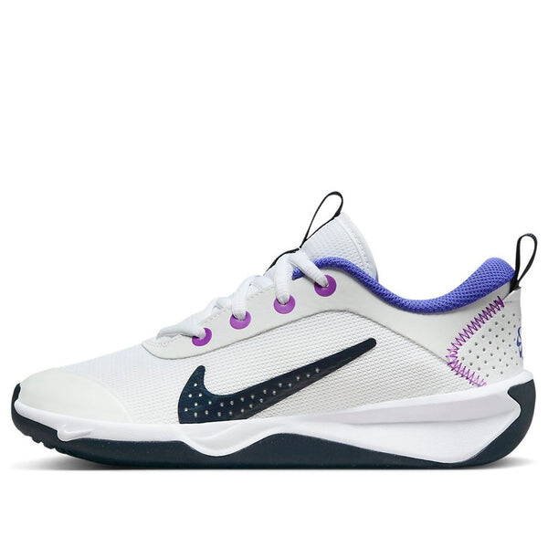 Кроссовки omni multi court Nike, белый
Кроссовки omni multi court Nike, белый