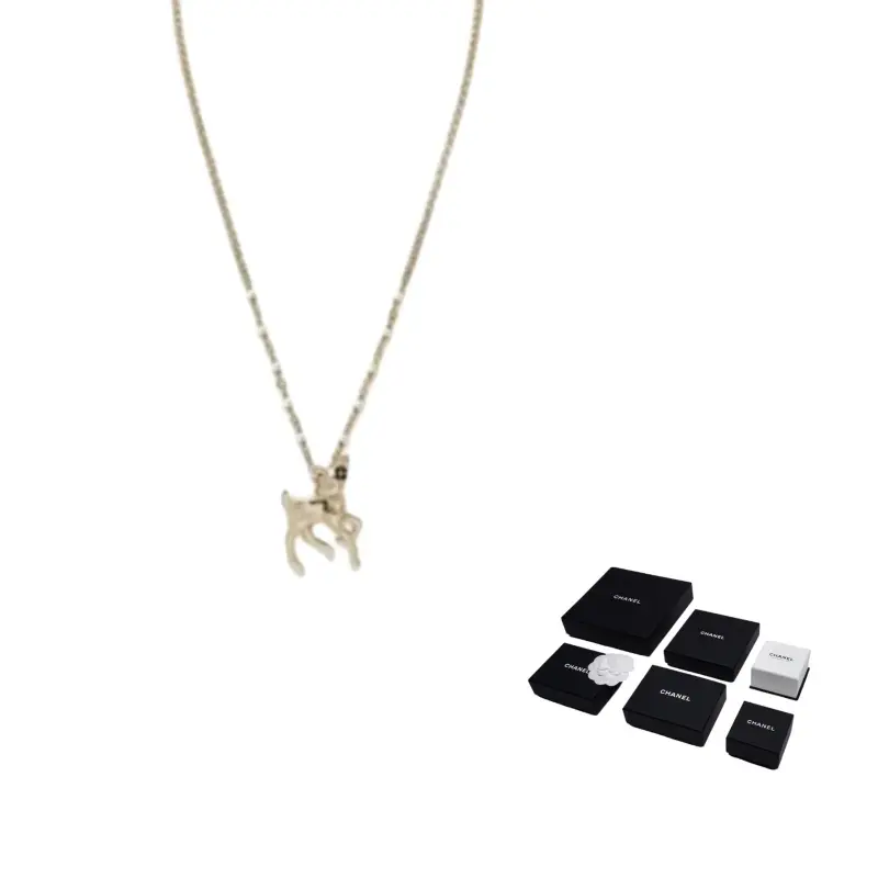 CHANEL 25P весна-лето унисекс золотое ожерелье
CHANEL 25P весна-лето унисекс золотое ожерелье