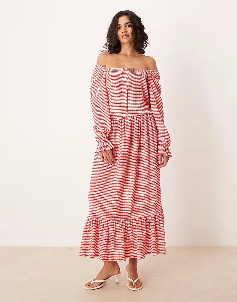 Длинная юбка в красную клетку Asos Design
Длинная юбка в красную клетку Asos Design
