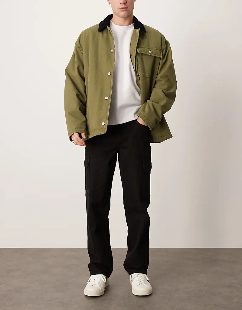 Джинсы с карманами-карго черного цвета New Look
Джинсы с карманами-карго черного цвета New Look