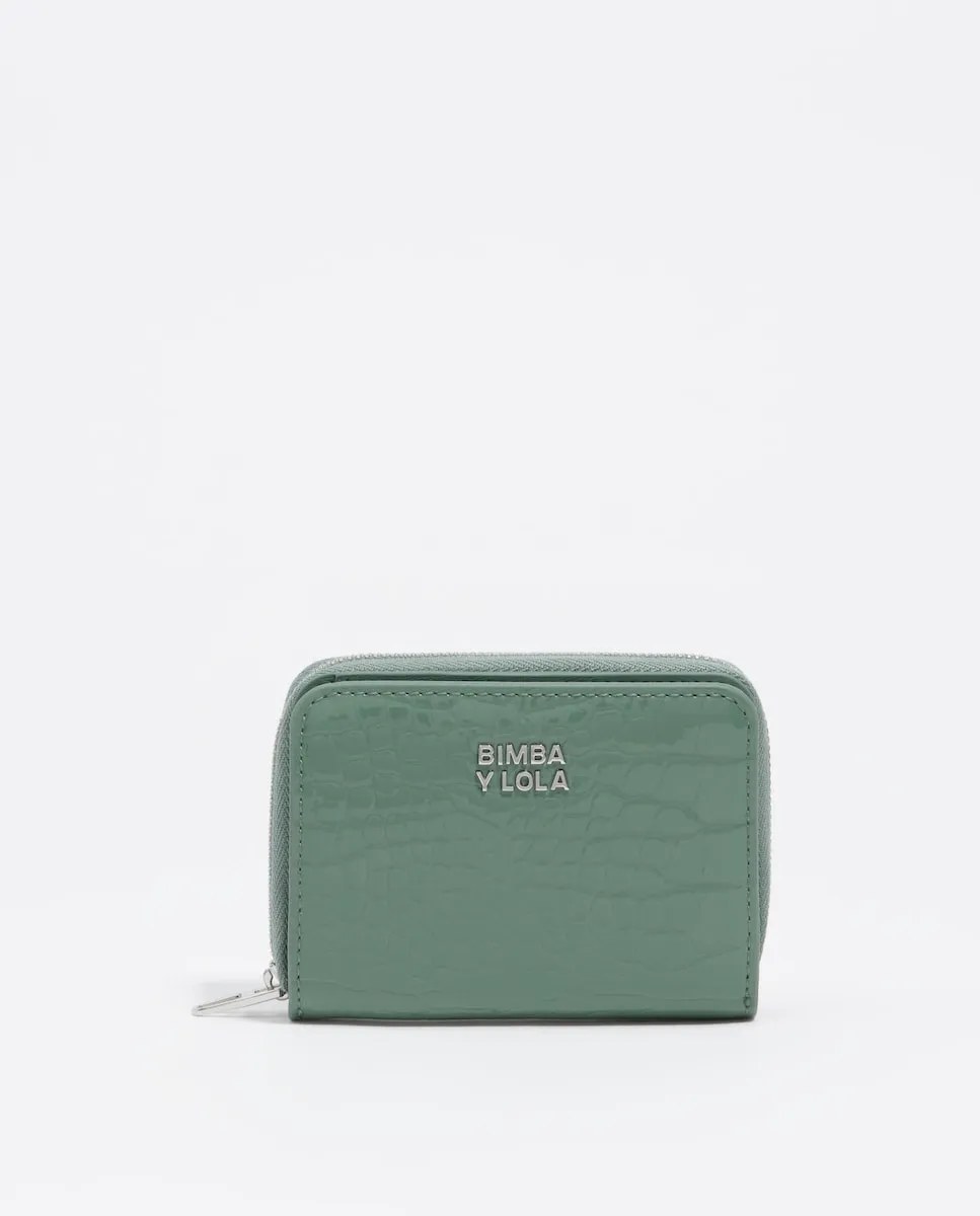 Женский кошелек с блестящей текстурой зеленого пастельного цвета Bimba y Lola
Женский кошелек с блестящей текстурой зеленого пастельного цвета Bimba y Lola