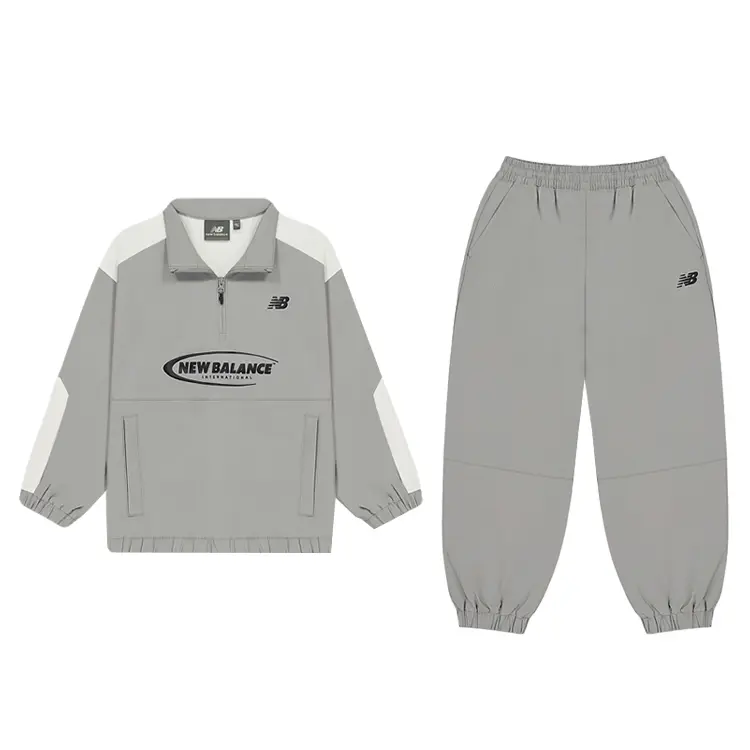 Детский спортивный комплект Casual Sportswear 2 Piece Set New Balance, серый
Детский спортивный комплект Casual Sportswear 2 Piece Set New Balance, серый