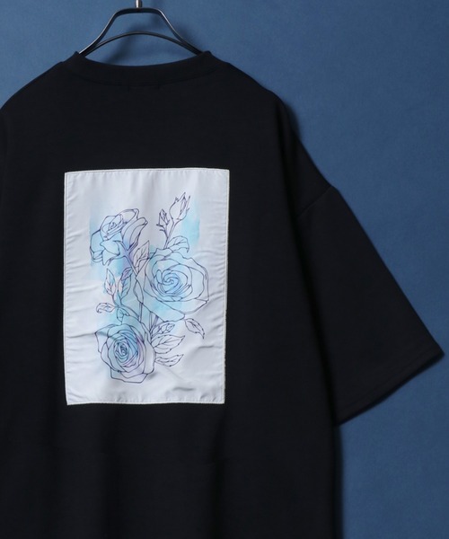 Футболка с коротким рукавом, принт на спине, цветочный и геометрический узор, ткань Ponte ANPAS, черный
Футболка с коротким рукавом, принт на спине, цветочный и геометрический узор, ткань Ponte ANPAS, черный