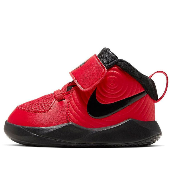 Кроссовки команда hustle d9 Nike, красный 
Кроссовки команда hustle d9 Nike, красный