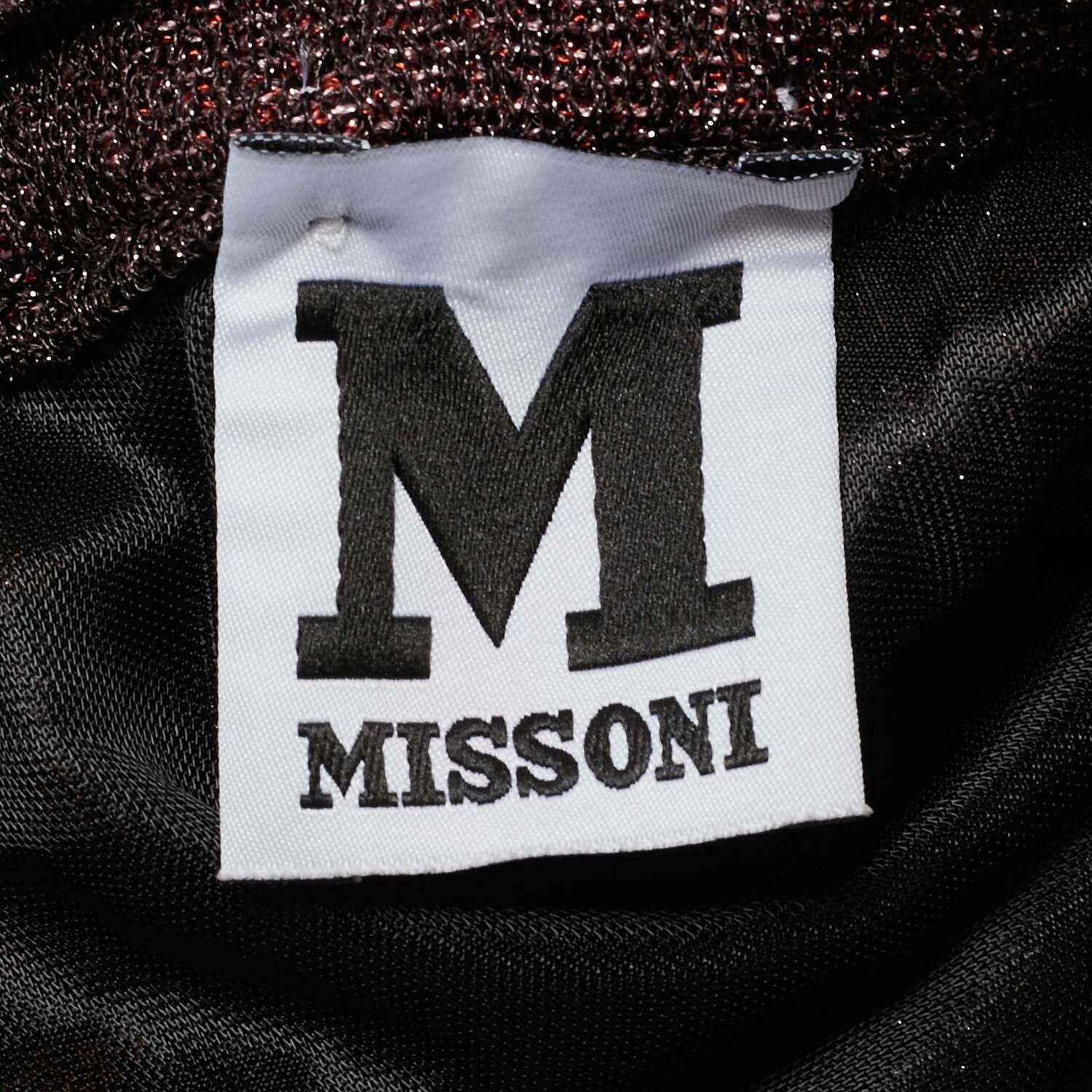 M Missoni Платье-макси Missoni оранжево-сливового цвета в полоску с люрексом
M Missoni Платье-макси Missoni оранжево-сливового цвета в полоску с люрексом