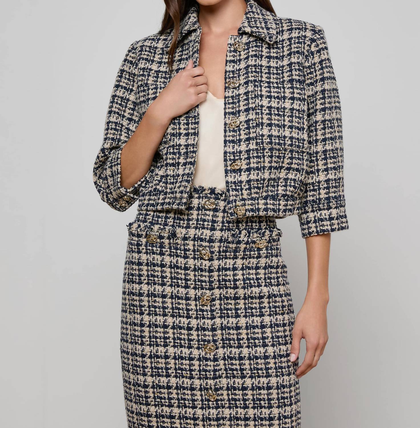 L'Agence Твидовый жакет Jia в цвете Midnight Multi
L'Agence Твидовый жакет Jia в цвете Midnight Multi