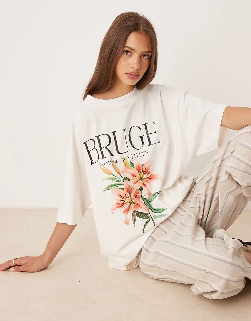 Футболка свободного кроя ASOS DESIGN с принтом цветка Брюгге кремового цвета
Футболка свободного кроя ASOS DESIGN с принтом цветка Брюгге кремового цвета