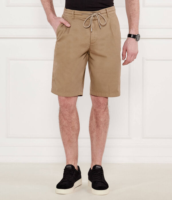 Шорты рубиновые Regular fit Joop! Jeans, коричневый 
Шорты рубиновые Regular fit Joop! Jeans, коричневый