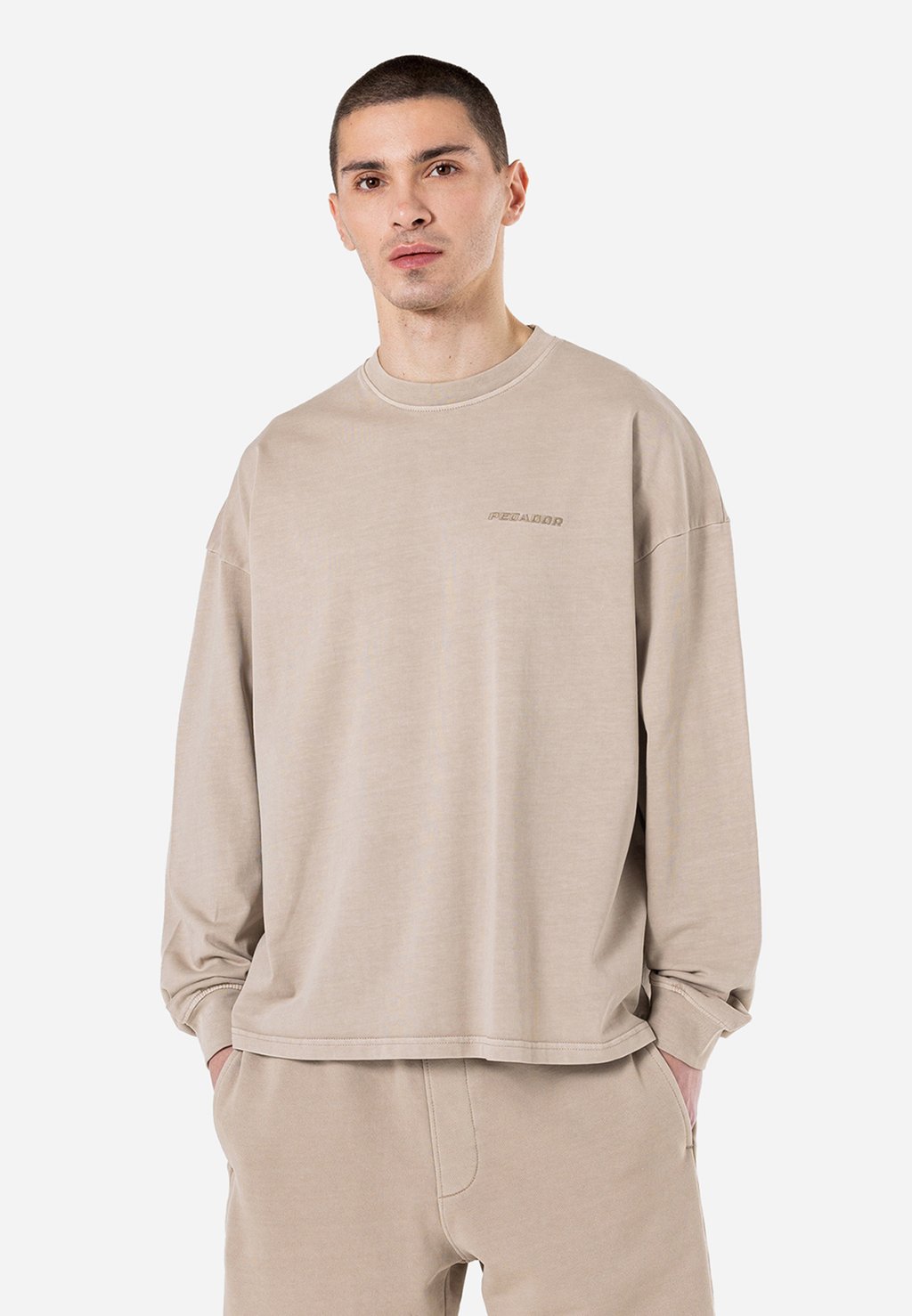 Футболка с длинным рукавом RUSK LOGO Pegador, серый
Футболка с длинным рукавом RUSK LOGO Pegador, серый