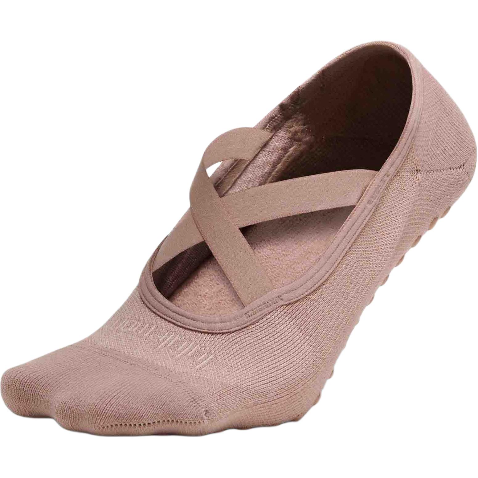 Носки SS25 Unisex 1 пара Lululemon, 1 pack (twiсветло-розовый коричневый)
Носки SS25 Unisex 1 пара Lululemon, 1 pack (twiсветло-розовый коричневый)