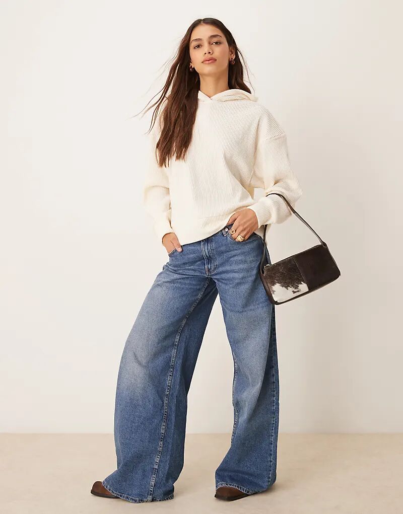 Толстовка с капюшоном в рубчик кремового цвета Abercrombie & Fitch
Толстовка с капюшоном в рубчик кремового цвета Abercrombie & Fitch