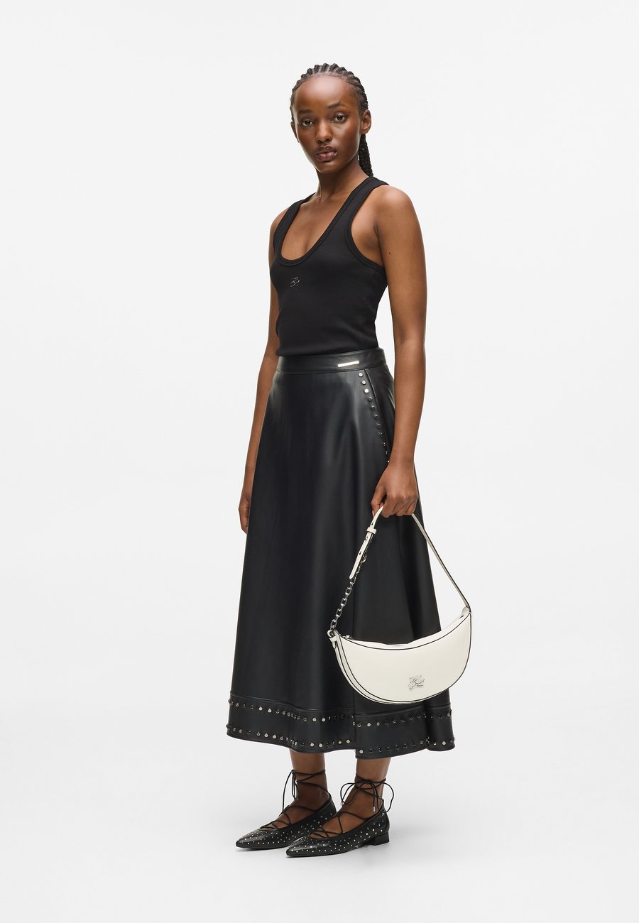 Сумка KARL LAGERFELD HALFMOON, Off White/Off-White
Сумка KARL LAGERFELD HALFMOON, Off White/Off-White