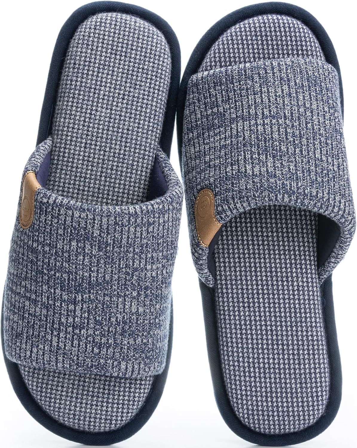 Мужские уютные сланцы с памятью формы для дома и улицы, удобные шлепанцы с антискользящей подошвой, мягкие, с открытым носком, летние Goewy, темно-синий
Мужские уютные сланцы с памятью формы для дома и улицы, удобные шлепанцы с антискользящей подошвой, мягкие, с открытым носком, летние Goewy, темно-синий