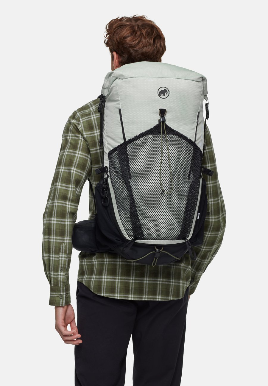 Рюкзак Mammut DUCAN SPINE, Silver Sage Black/Yellow
Рюкзак Mammut DUCAN SPINE, Silver Sage Black/Yellow