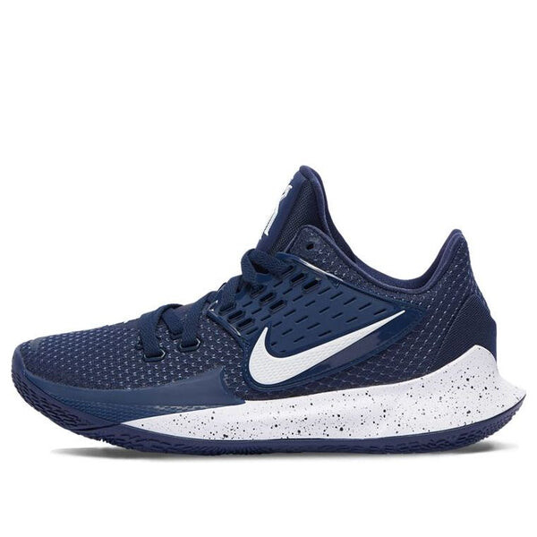 Кроссовки kyrie low 2 tb Nike, синий
Кроссовки kyrie low 2 tb Nike, синий