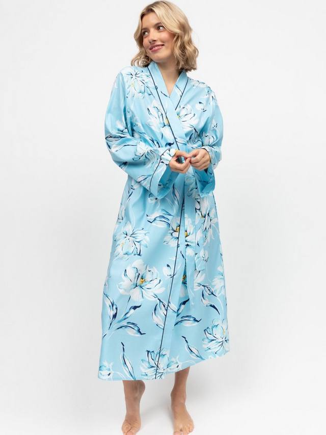 Мадлен цветочный длинный халат Cyberjammies, Light Blue/Multi
Мадлен цветочный длинный халат Cyberjammies, Light Blue/Multi