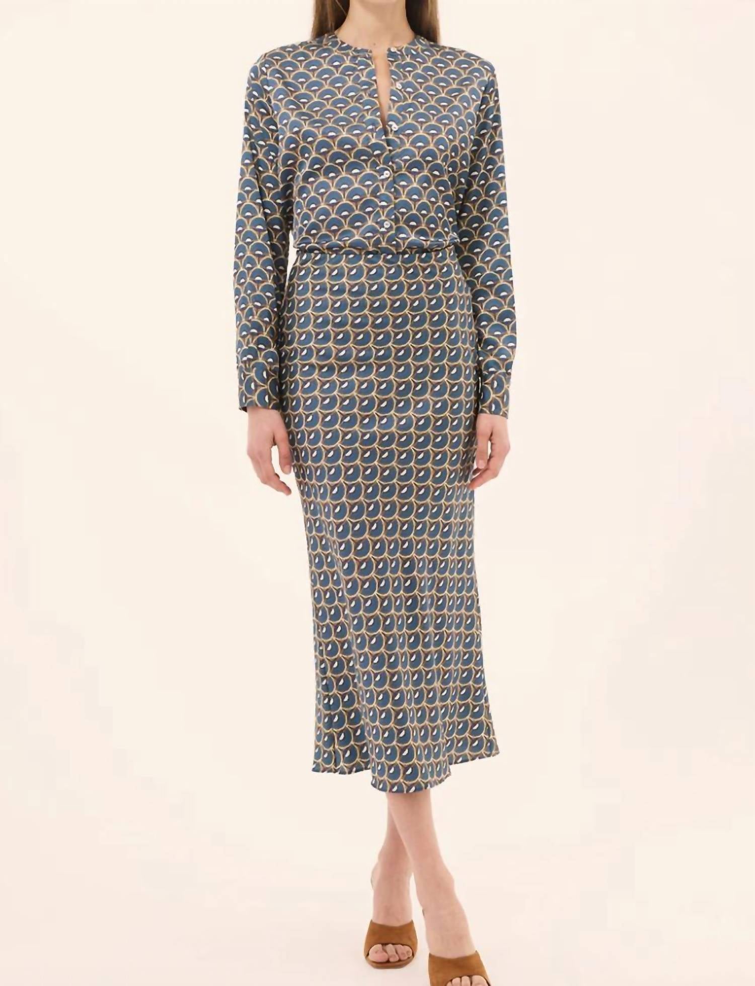 Юбка Фэй из атласа с одуванчиками Misa Los Angeles, Dandelions Satin
Юбка Фэй из атласа с одуванчиками Misa Los Angeles, Dandelions Satin