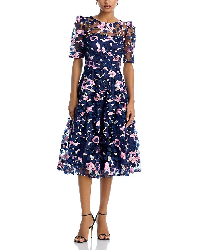 Платье с иллюзорным кокеткой и рукавом три четверти Eliza J, мультиколор
Платье с иллюзорным кокеткой и рукавом три четверти Eliza J, мультиколор